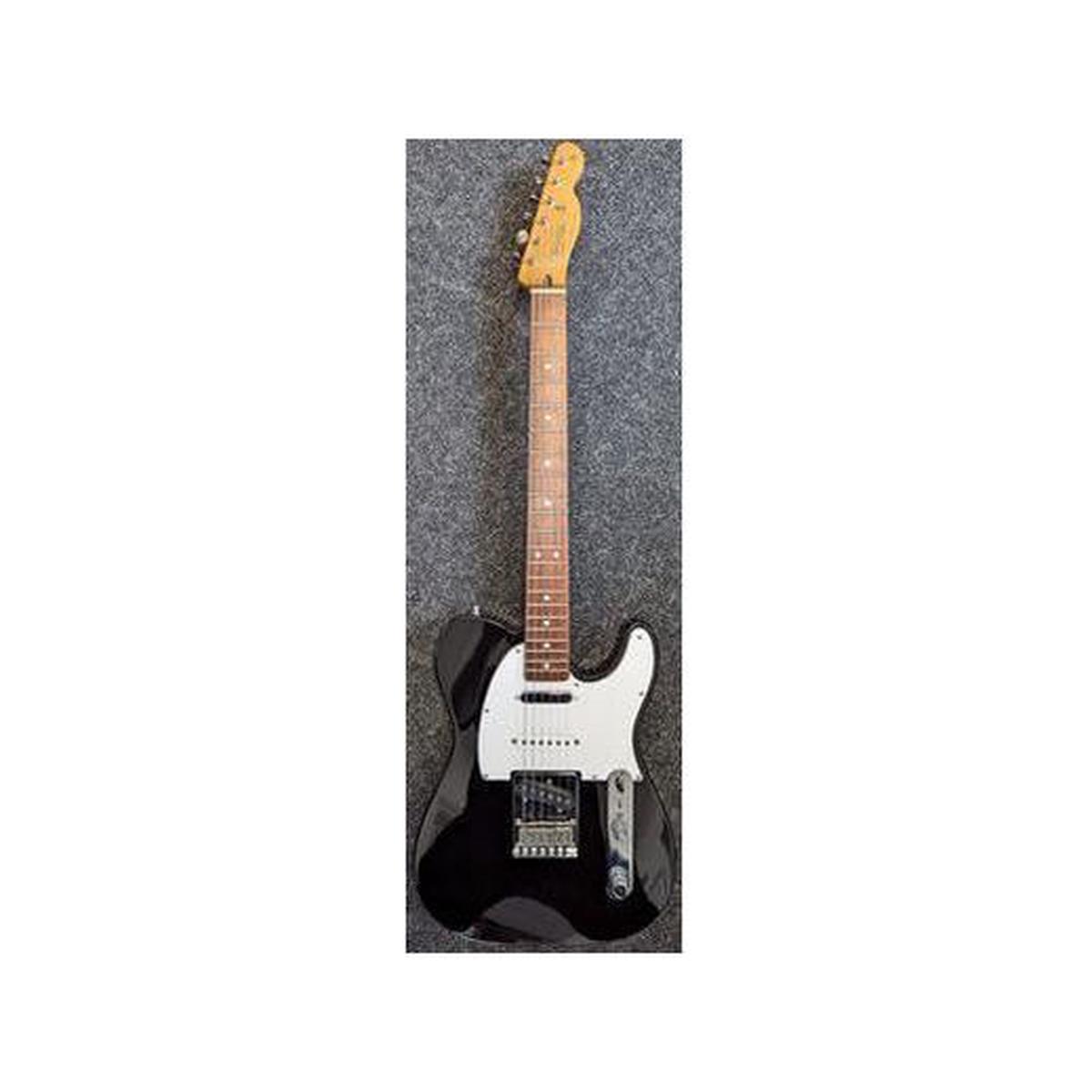 Fender Nashville Telecaster Deluxe with Pick-Up Modification & Gig bag Pre-Owned